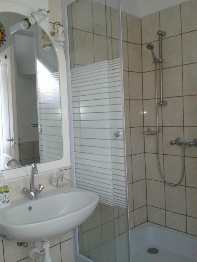 Sarkadi Apartman Hajduszoboszlo Exterior photo